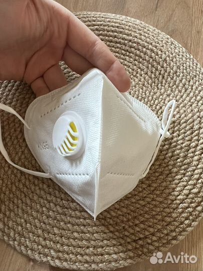 Маска Kn 95 с клапаном