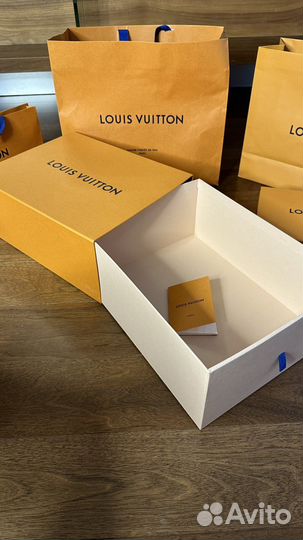 Коробки и пакеты Louis Vuitton оригинал