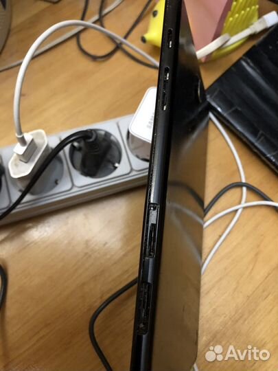 Планшет Samsung (не рабочий)