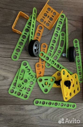 Детский набор инструментов в чемодане