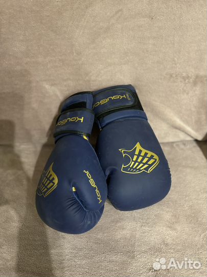 Боксерские перчатки