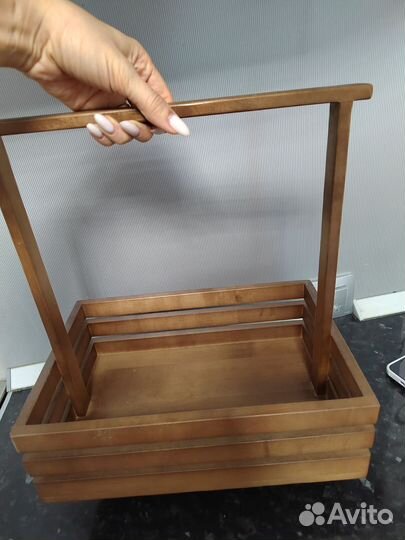 Ящик под вино, цветы, фрукты