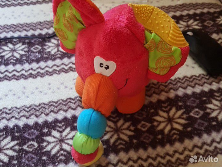 Развивающая игрушка для самых маленьких