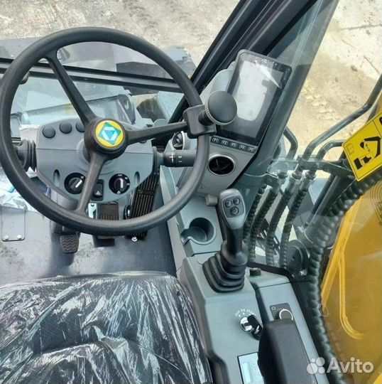 Колёсный экскаватор XCMG XE180WD, 2024