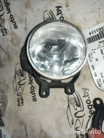 Фара противотуманная левая для Toyota Yaris