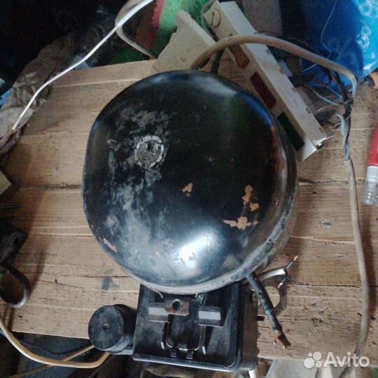 Компрессор холодильника