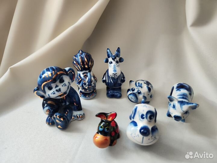 Декоративные фигурки Гжель Хохлома