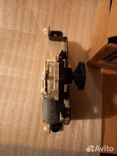 Моторчик стеклоочистителя задний Renault Scenik