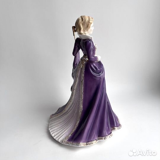 Royal Worcester. Фарфоровая статуэтка
