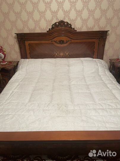 Покрывало на кровать Blumarine