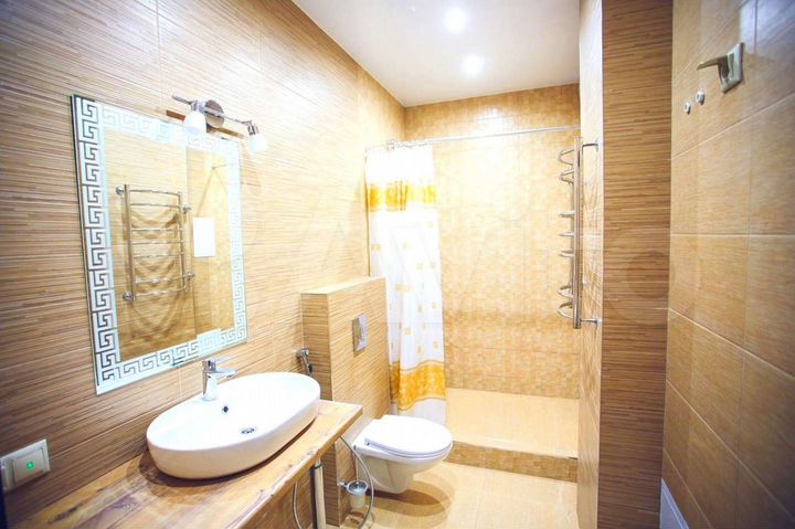 2-к. квартира, 55 м², 5/21 эт.