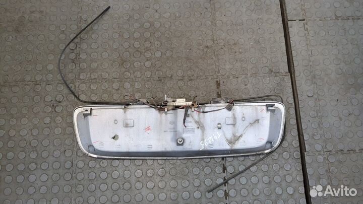 Подсветка номера Nissan Primera P12, 2004