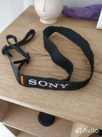 Ремень для фотоаппарата sony