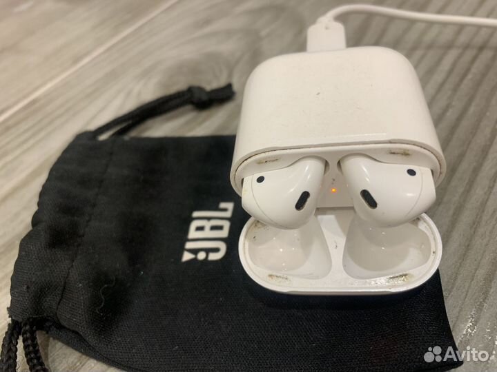 Airpods