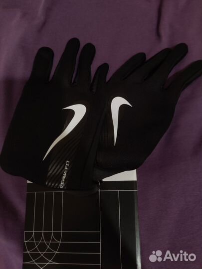 Перчатки Nike Hyperwarm Therma-Fit
