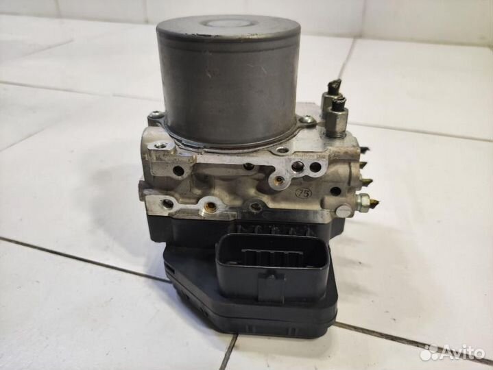 Блок ABS Infiniti Q50 I (2013—2017)