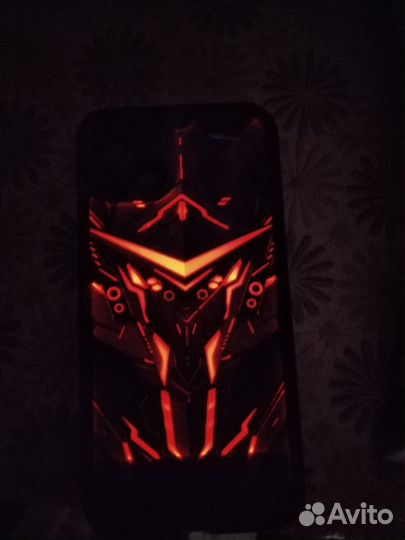 Чехол на iPhone 13