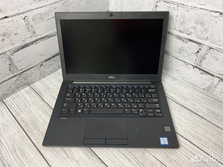 Премиальный корпоративный ноутбук\i5\8+256