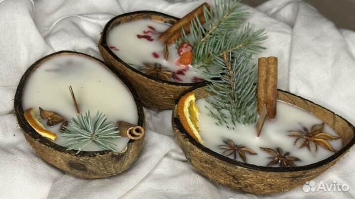 Свеча в кокосе