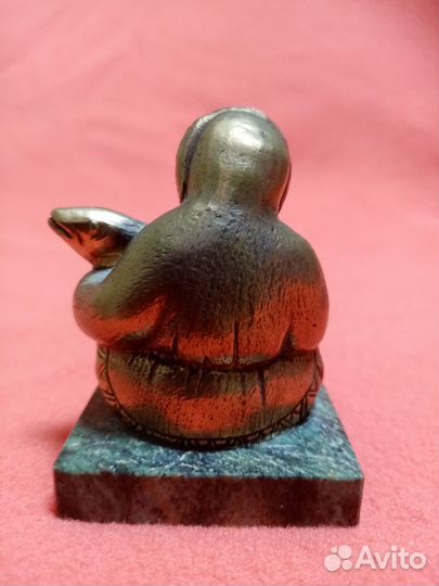 Статуэтки бронзовые 