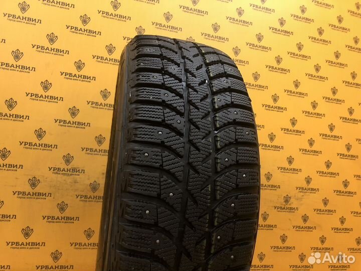 Bridgestone Ice Cruiser 5000 215/60 R16 95T