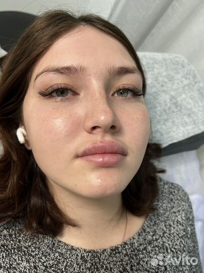 Наращивание, ламинирование ресниц