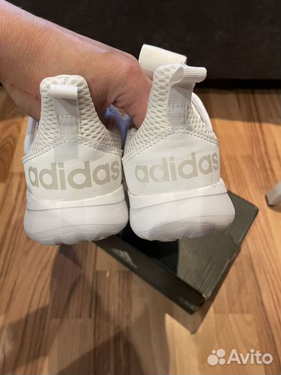 Кроссовки adidas