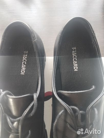 Туфли женские 39 размер новые