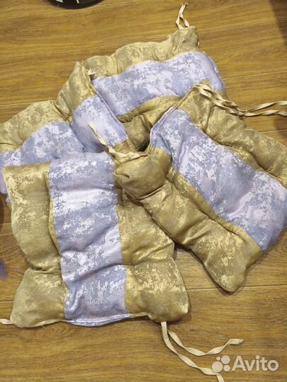 Сидушки на стулья,подушки