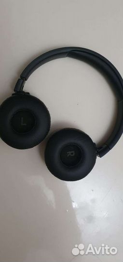 Беспроводные наушники jbl