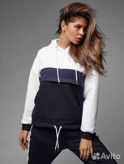 Спортивный костюм женский оптом с нанесением принта