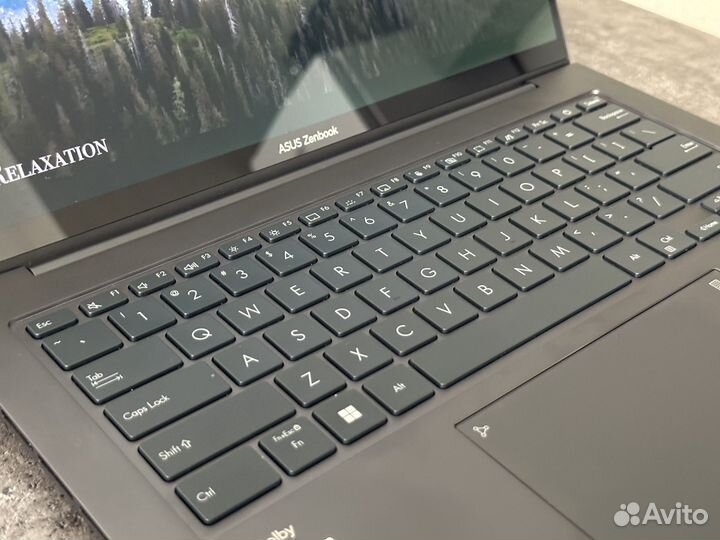 Asus Zenbook 14x oled