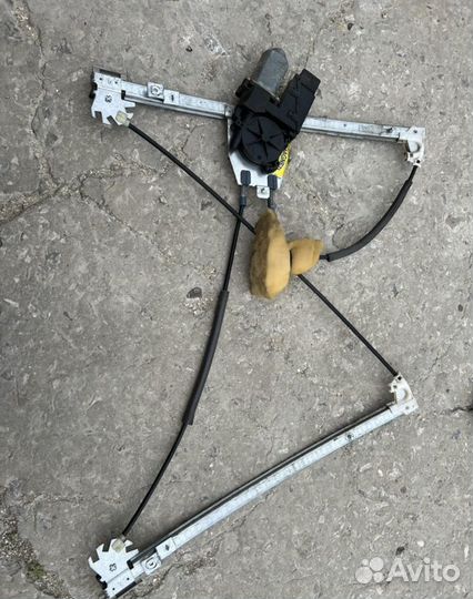 Стеклоподъемник левый Renault Laguna 2