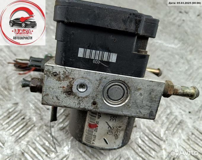 Блок ABS (Модуль абс) б/у Suzuki Wagon R+ 5WK84118