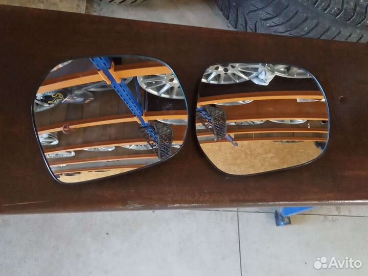 Toyota Prado 150 зеркальный элемент с BSM