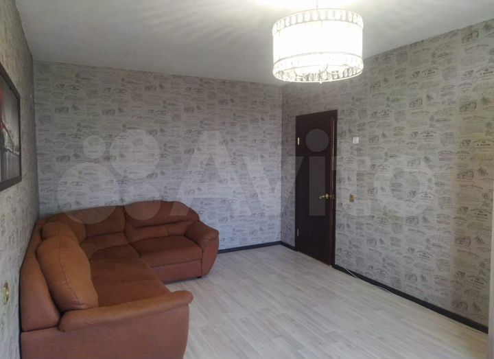 2-к. квартира, 54 м², 3/10 эт.