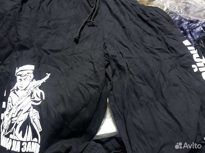 Продаю шорты