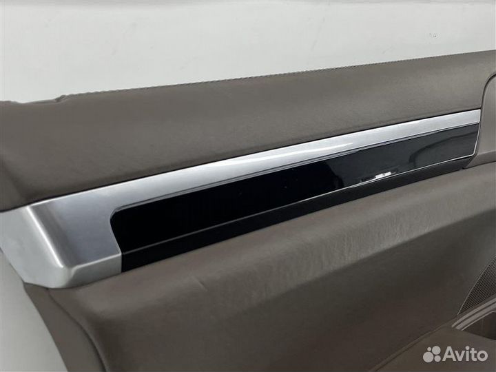 Обшивка двери передняя левая Porsche Cayenne 92A