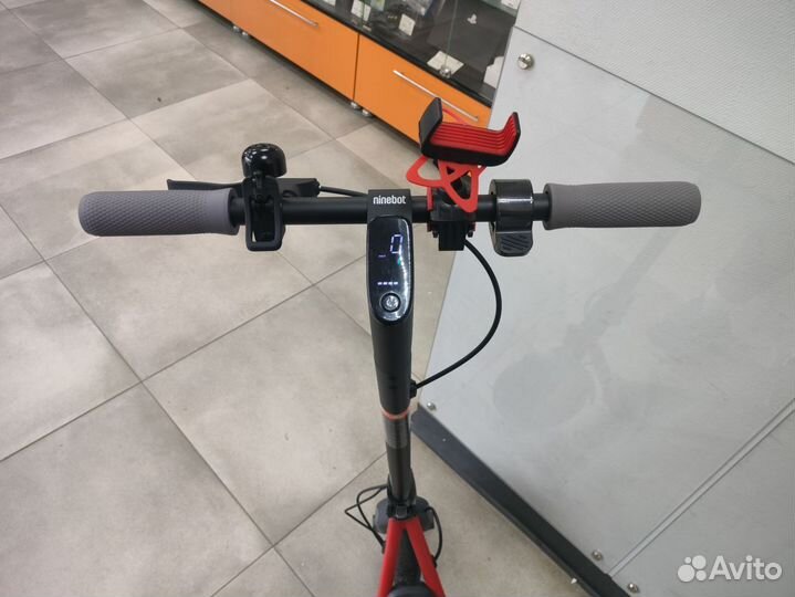 Электросамокат NineBot KickScooter D18U