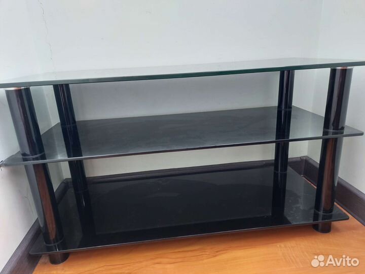 Стеклянная тумба