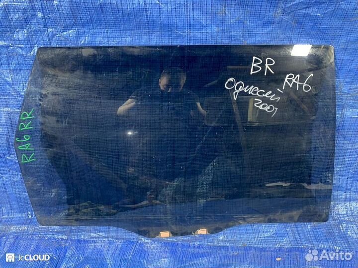 Стекло двери на honda odyssey RA6 F23A