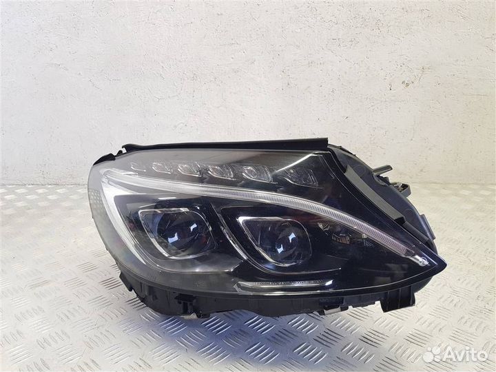 Фара правая Mercedes C W205 2017 A2059063204