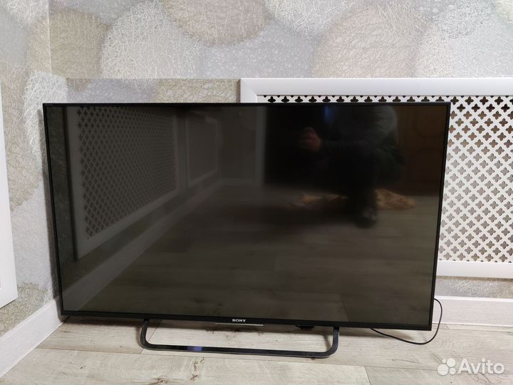 Телевизор sony KD 49X8305C на android
