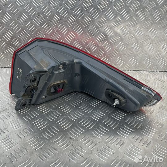 Задний левый фонарь BMW 5 G30 USA