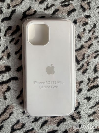 Чехлы на iPhone