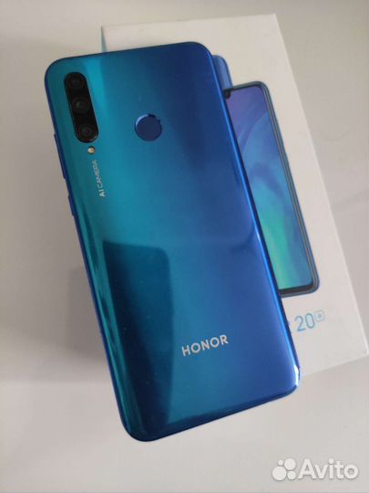 HONOR 20e, 4/64 ГБ