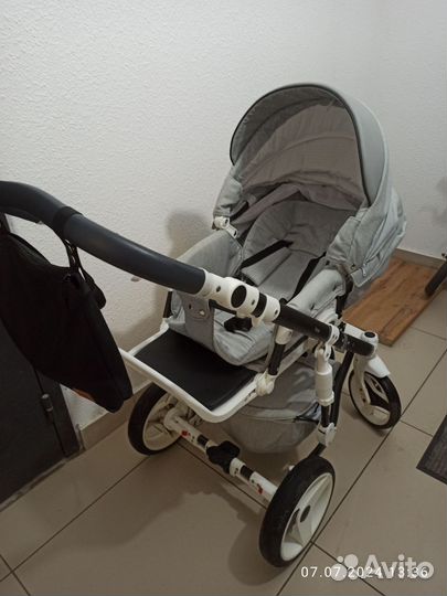 Коляска 2 в 1 adamex