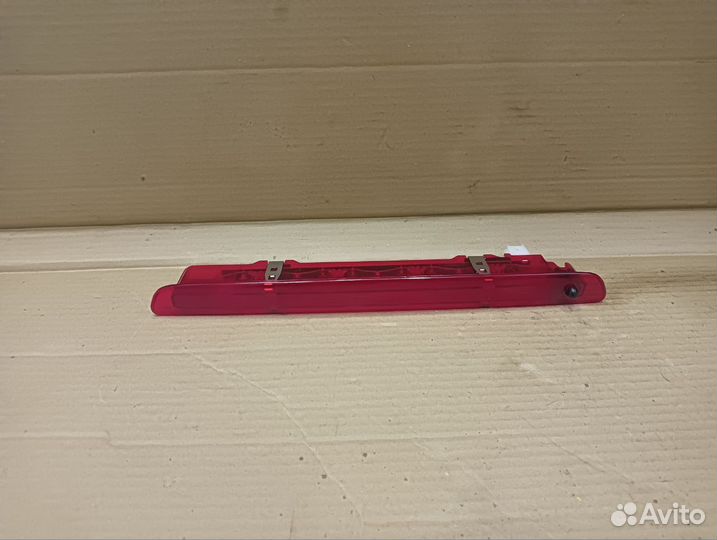 Дополнительный стоп-сигнал Nissan Qashqai