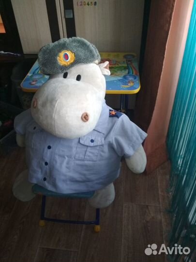 Мягкая игрушка Бегемот полицейский