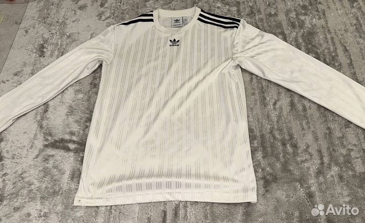 Лонгслив adidas